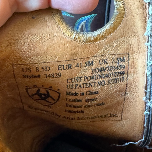 Genuine Leather Ariat Western Boots Men’s size 8.5 - Picture 4 of 9